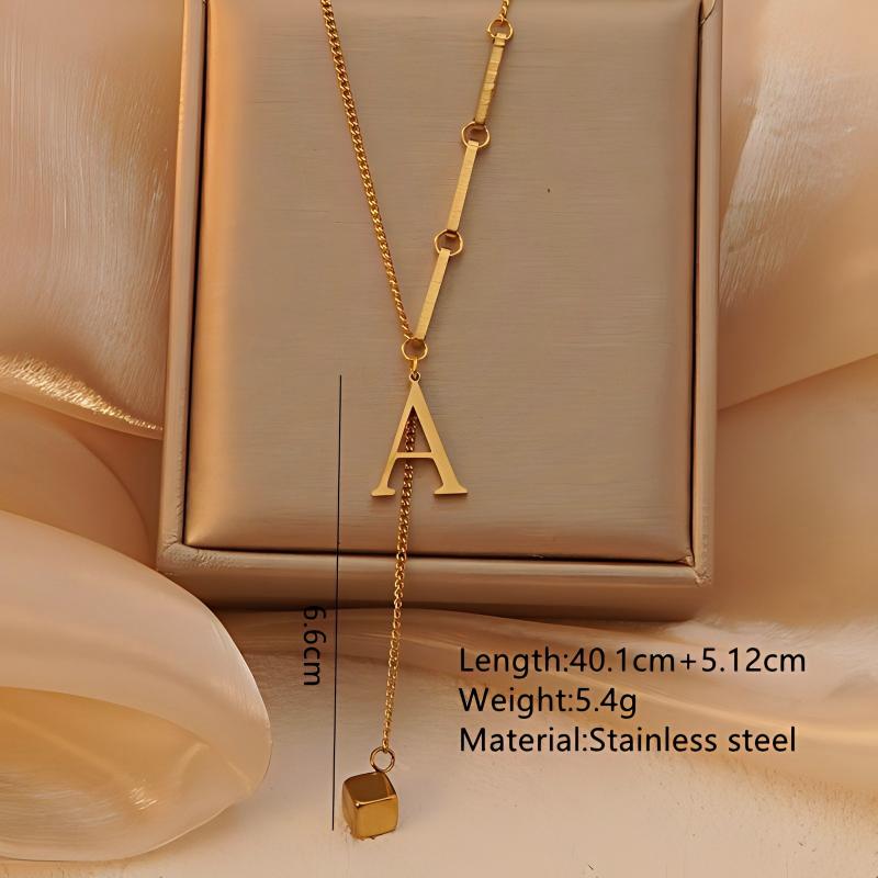 18K Gold Plated Initial B Y La - Initial Letter Necklace 18K Gold recension och pris