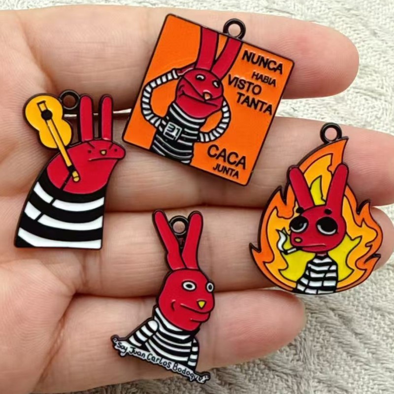 10 pcs Cartoon Game peripheral - Anime Pendant Necklace recension och pris