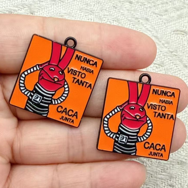 10 pcs Cartoon Game peripheral - Anime Pendant Necklace recension och pris
