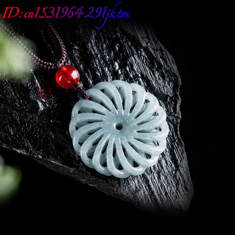 Burmese Jadeite Flower Pendant - Necklaces recension och pris