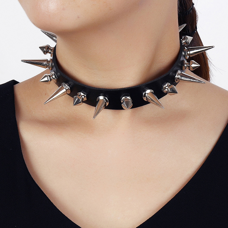 Punk Long Spike Choker Faux Le - Goth Punk Spike Choker recension och pris