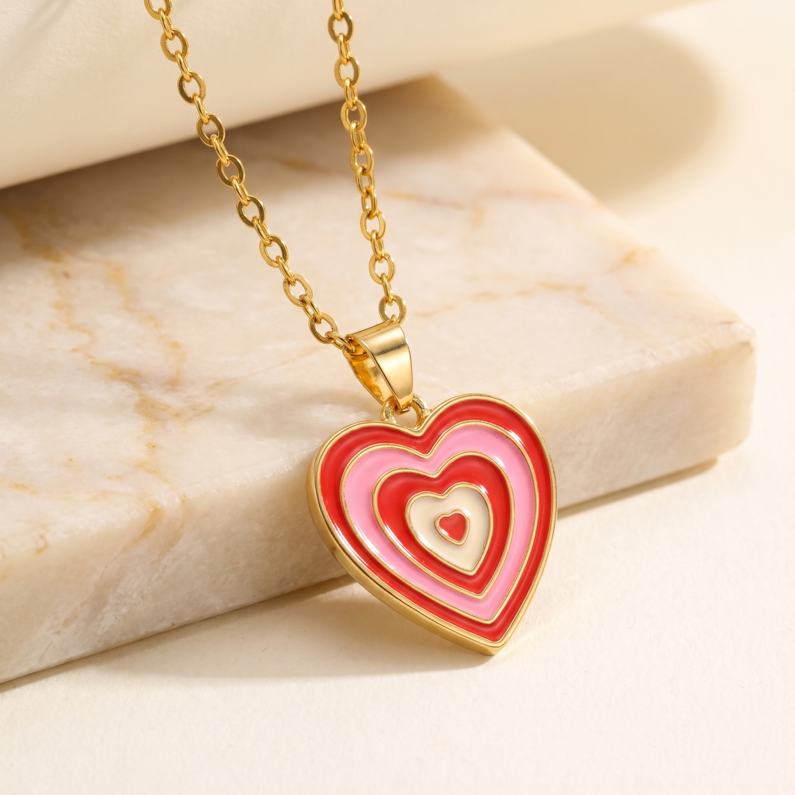 Y2K Style Layered Enamel Heart - Layered Pendant Necklace Aesthetic recension och pris
