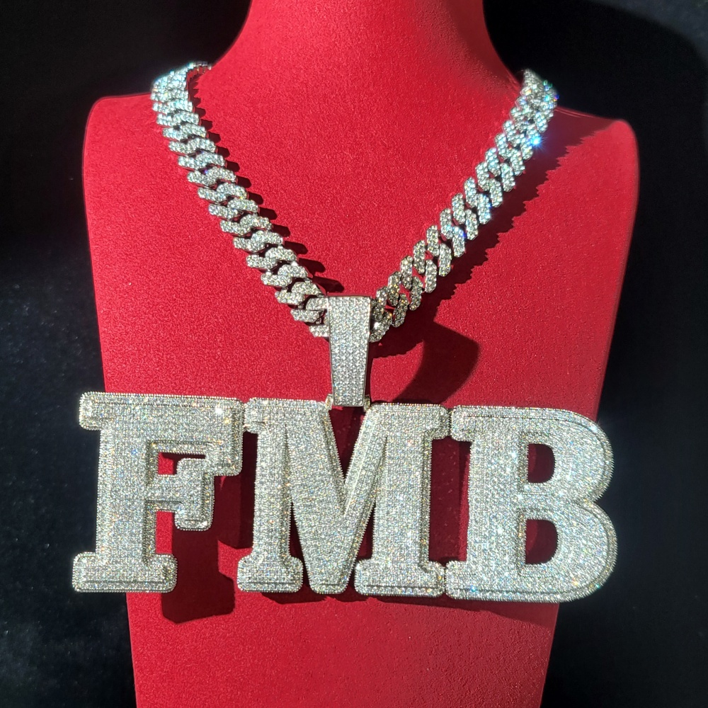 Custom Pave Cubic Zircon Lette - Cuban Link Chain 12Mm recension och pris