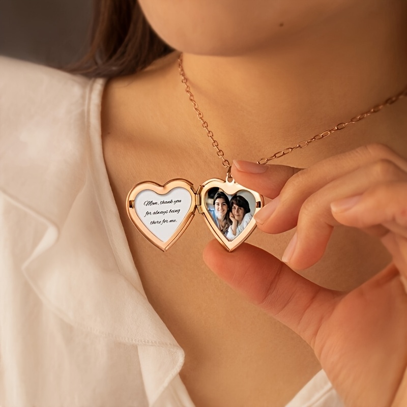 Custom 1/2 Photo Necklace Hear - Heart Locket Necklace Photo recension och pris